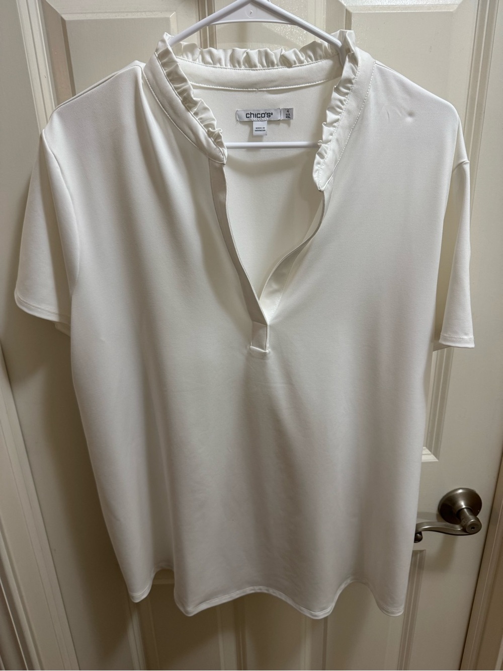 Chico's Ivory Ruffle-Trim Short Sleeve Top